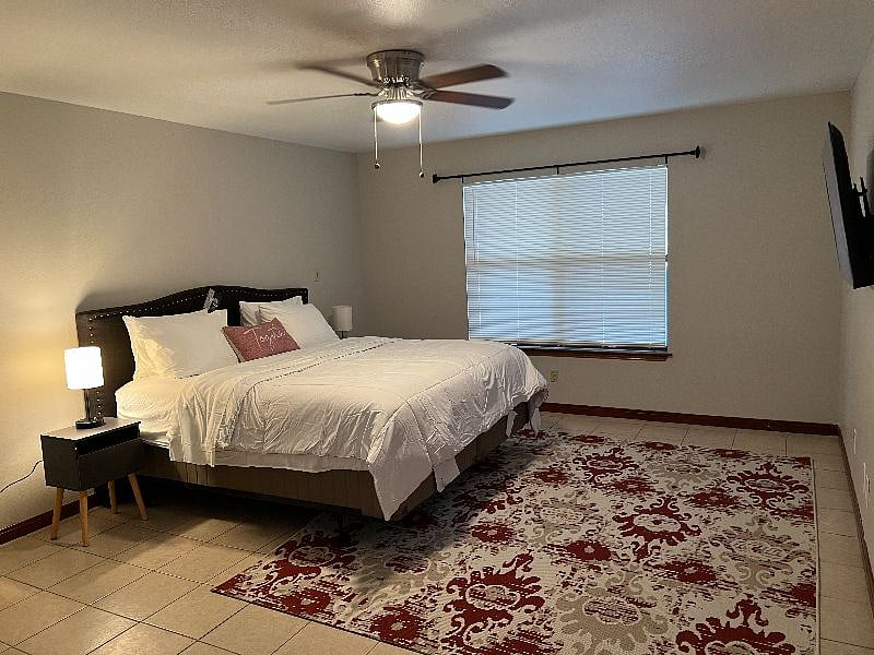 Furnished Finder property 407946_1 photo 5