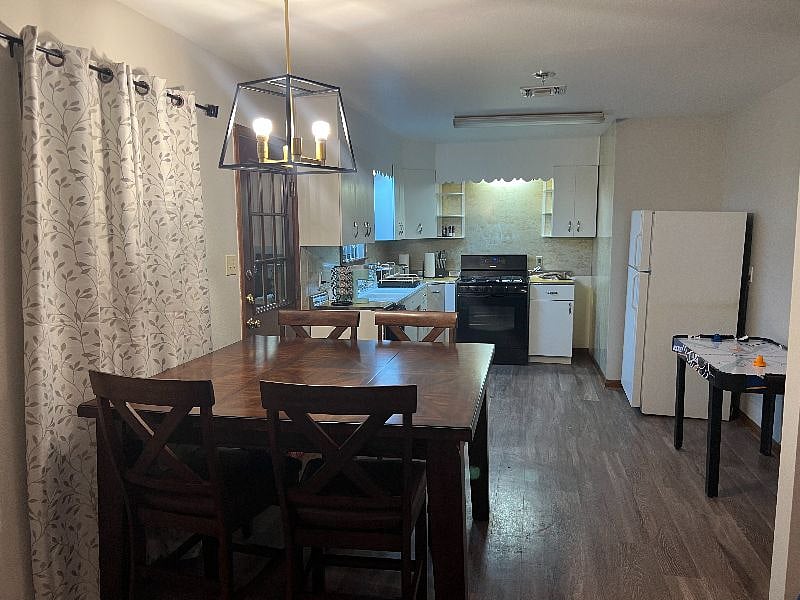 Furnished Finder property 407946_1 photo 3