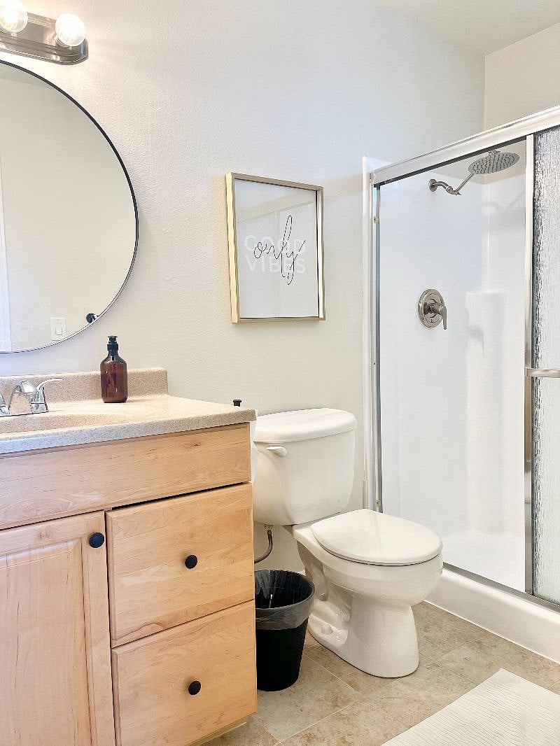 Private Ensuite Bathroom for Bedroom #3