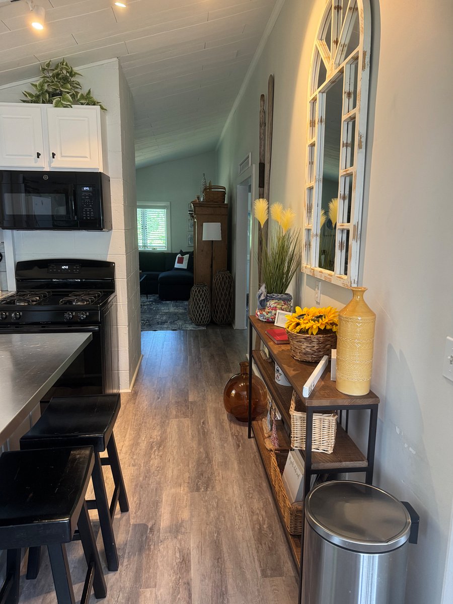 Furnished Finder property 407978_1 photo 17