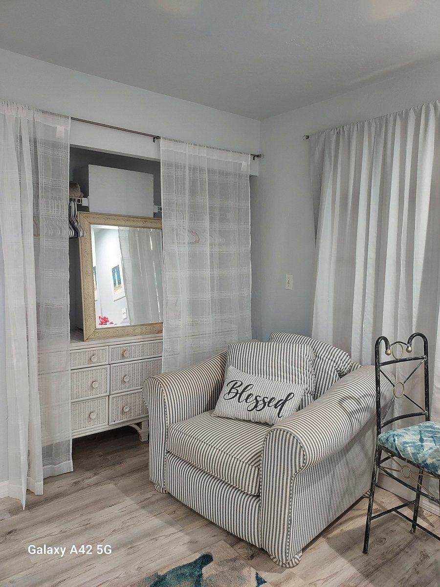 Furnished Finder property 407993_1 photo 6