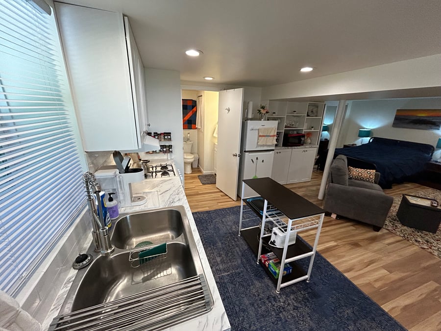 Furnished Finder property 407998_1 photo 15