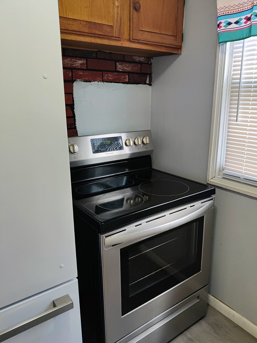 Furnished Finder property 408005_1 photo 32