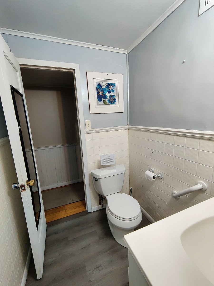 Furnished Finder property 408005_1 photo 36