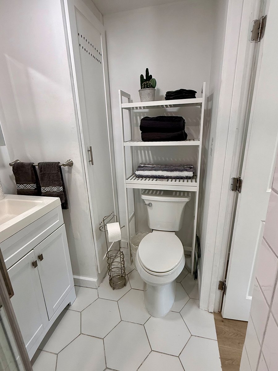 Furnished Finder property 408026_1 photo 13