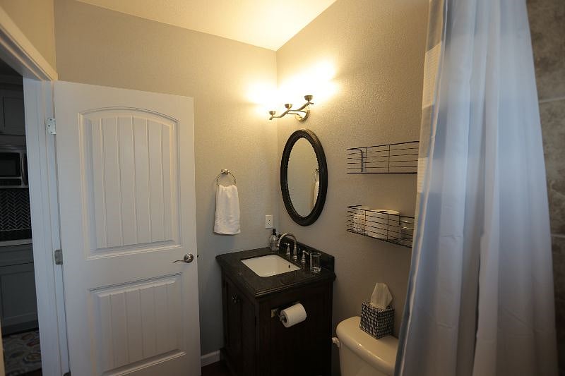 Furnished Finder property 408040_1 photo 20