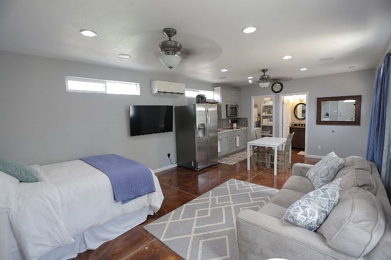 Furnished Finder property 408040_1 photo 16