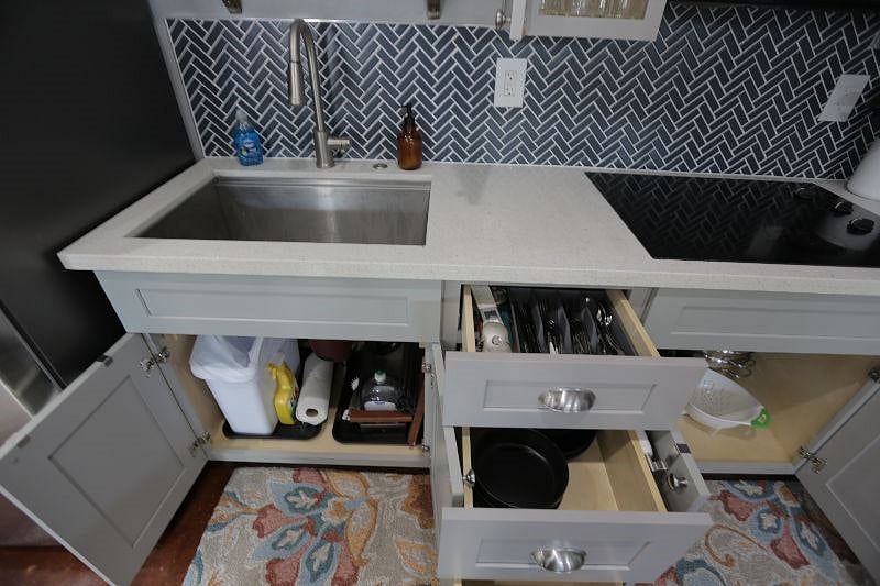 Furnished Finder property 408040_1 photo 24
