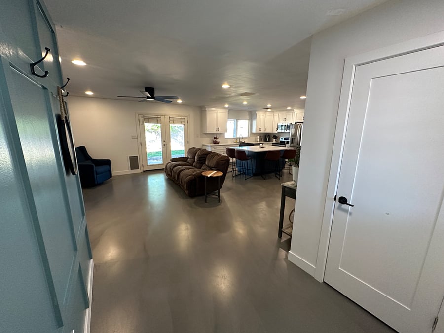 Furnished Finder property 408040_2 photo 4