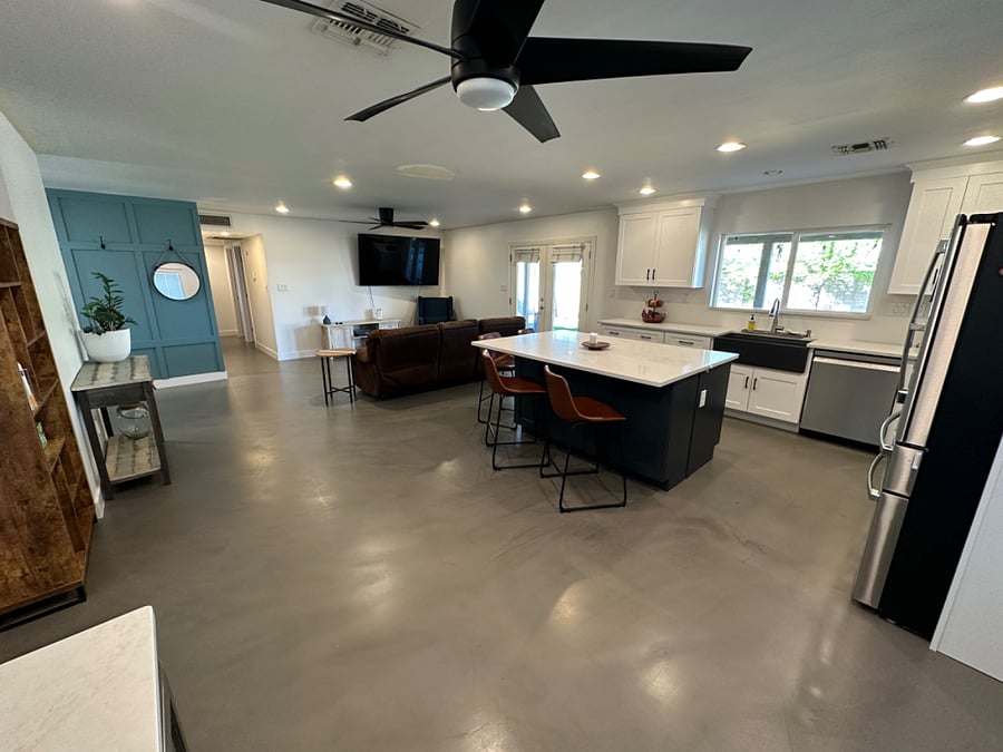Furnished Finder property 408040_2 photo 1