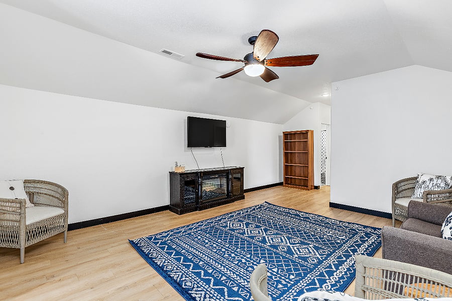 Furnished Finder property 408045_2 photo 7