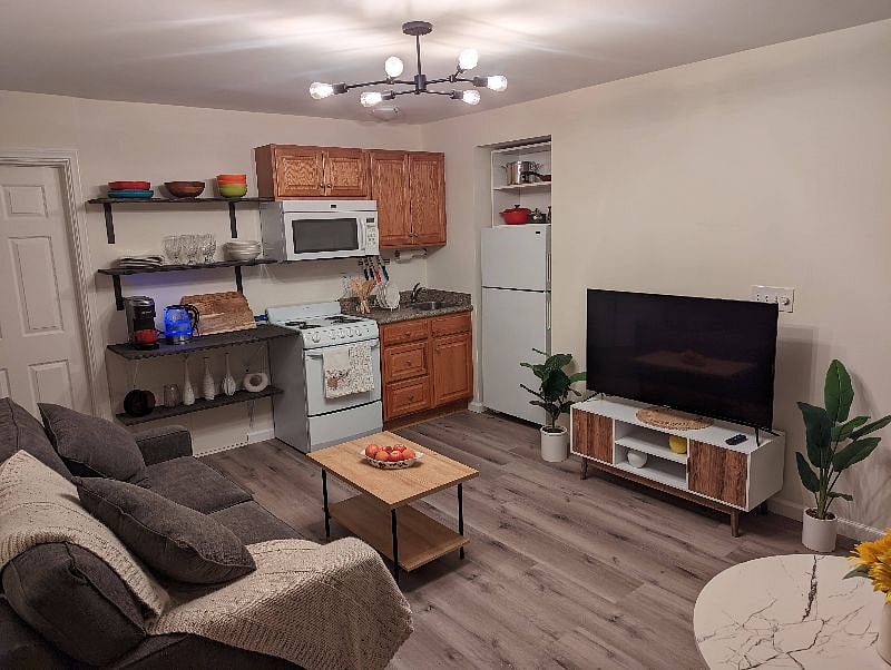 Furnished Finder property 408056_1 photo 2