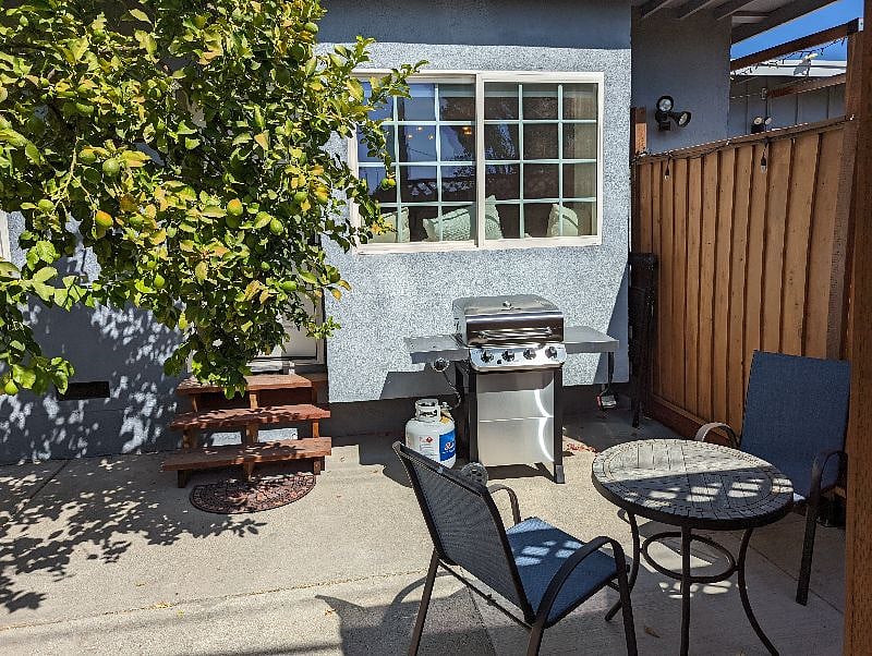 Furnished Finder property 408056_1 photo 17