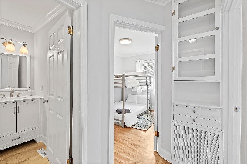 Furnished Finder property 408076_1 photo 11