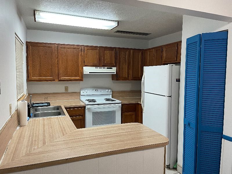 Furnished Finder property 408165_1 photo 8