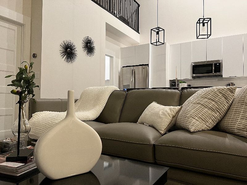 Furnished Finder property 408321_1 photo 8