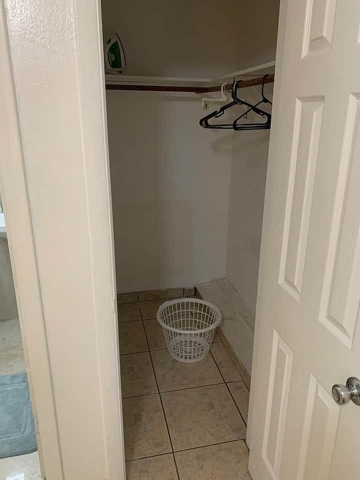 Walking closet