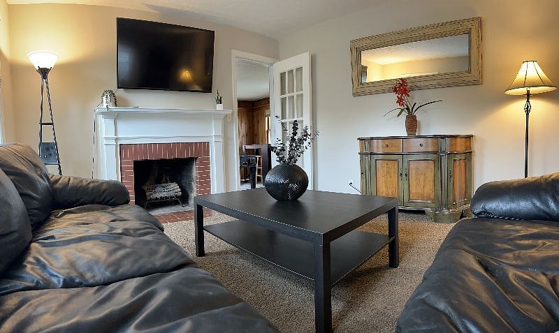 Furnished Finder property 408330_1 photo 4
