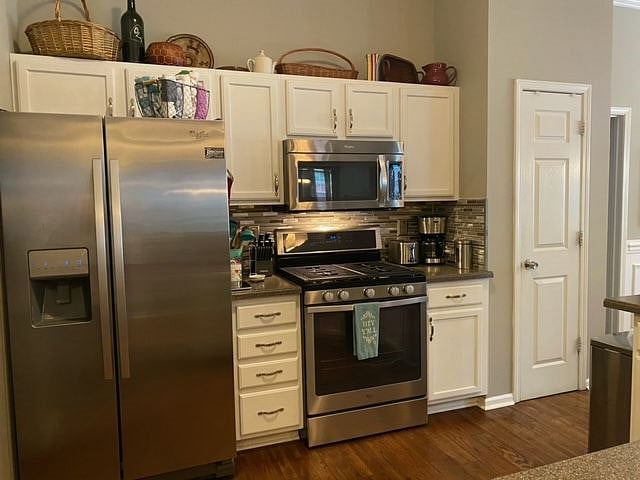 Furnished Finder property 408442_1 photo 9