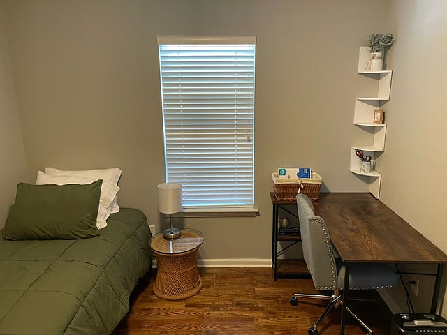 Furnished Finder property 408442_1 photo 22