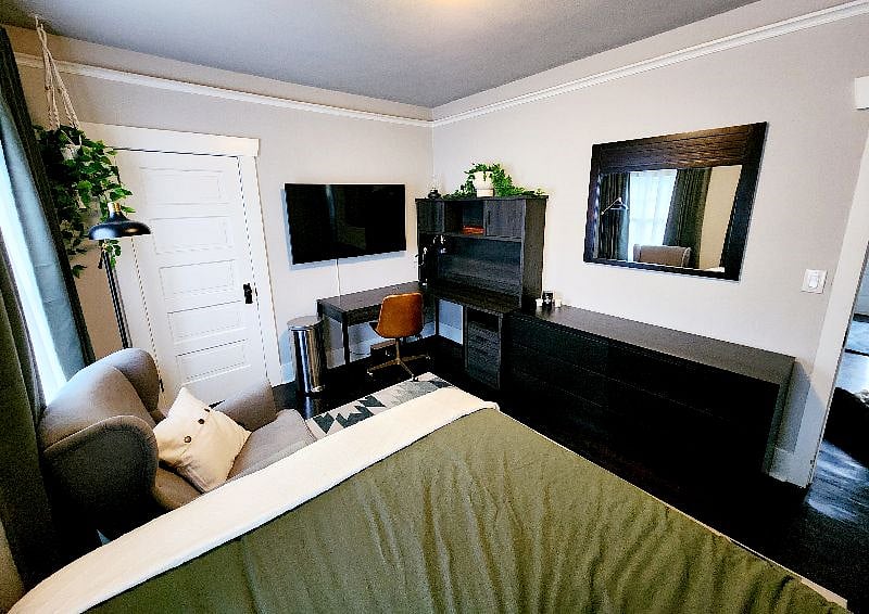 Furnished Finder property 408447_2 photo 4