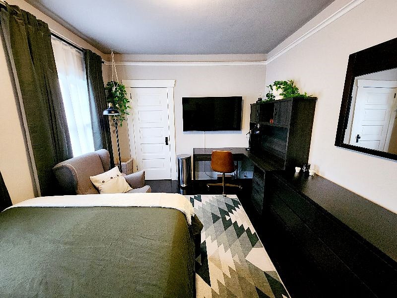 Furnished Finder property 408447_2 photo 5