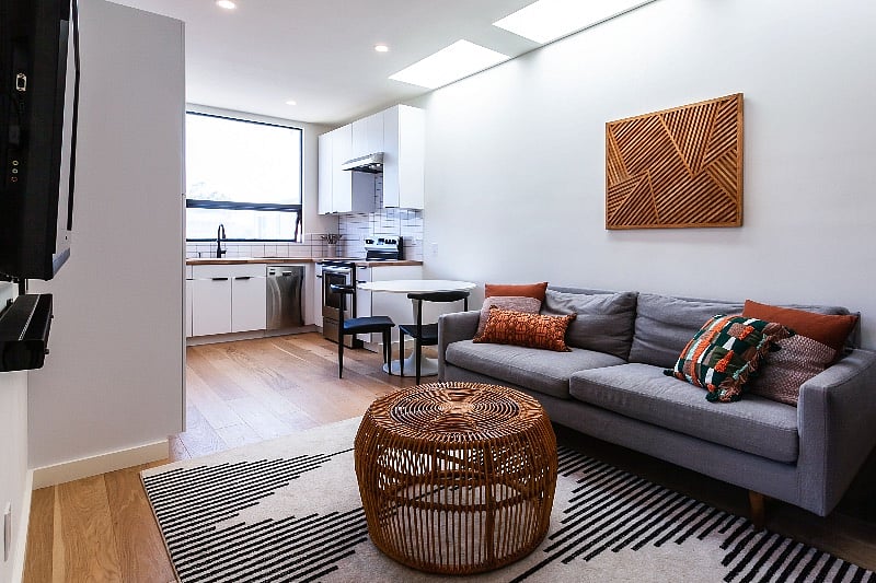 Furnished Finder property 408502_1 photo 1