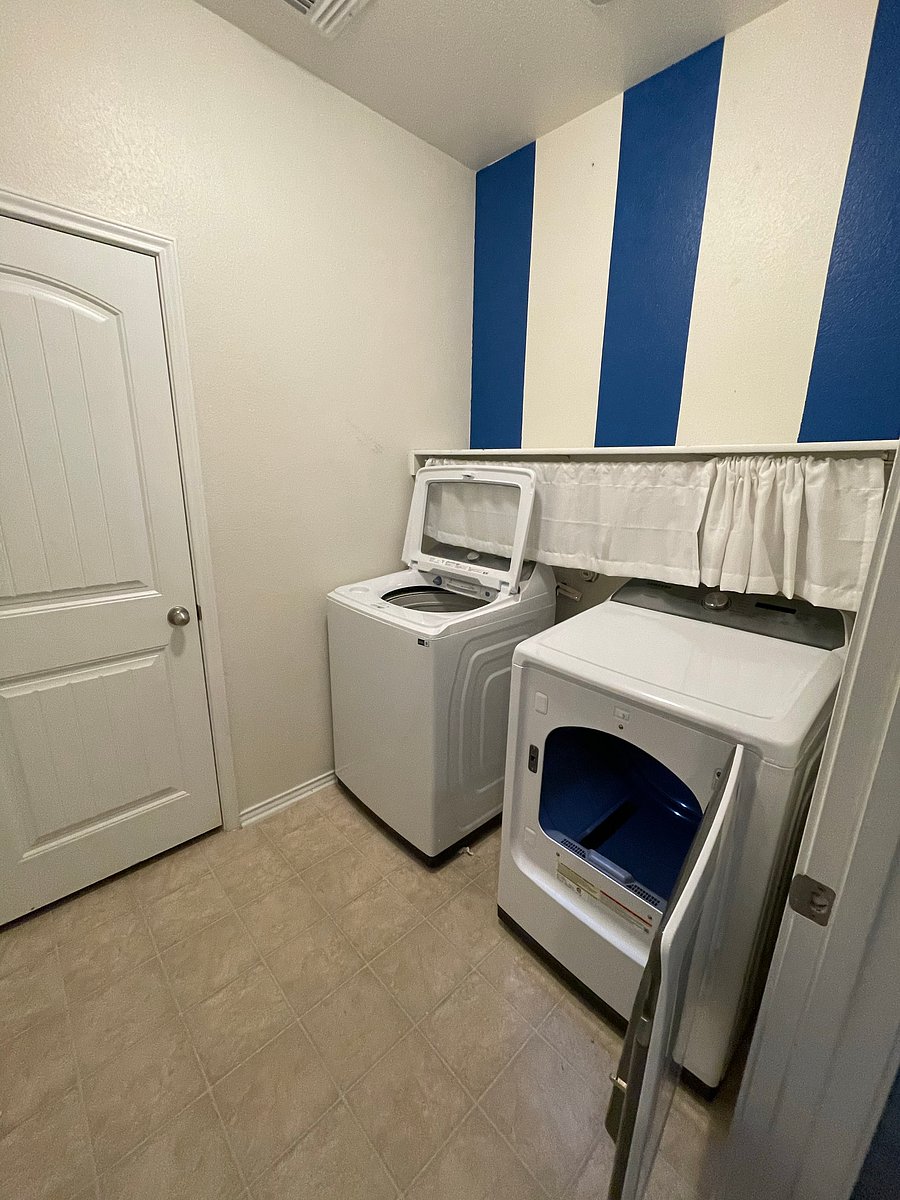 Furnished Finder property 408519_1 photo 9