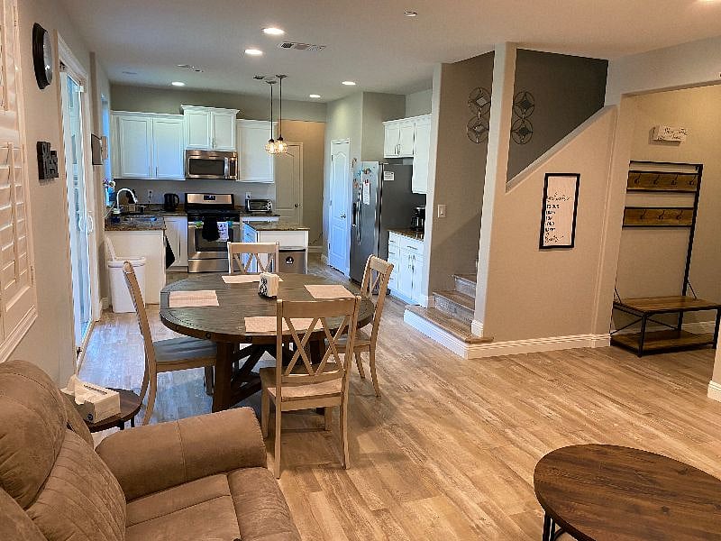 Furnished Finder property 408543_1 photo 10