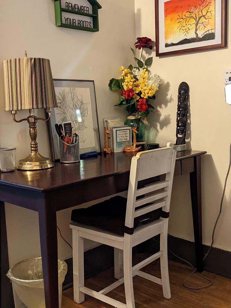 A quiet place to study or surf the computer.