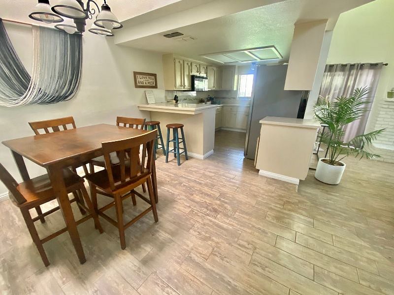 Furnished Finder property 408598_1 photo 7