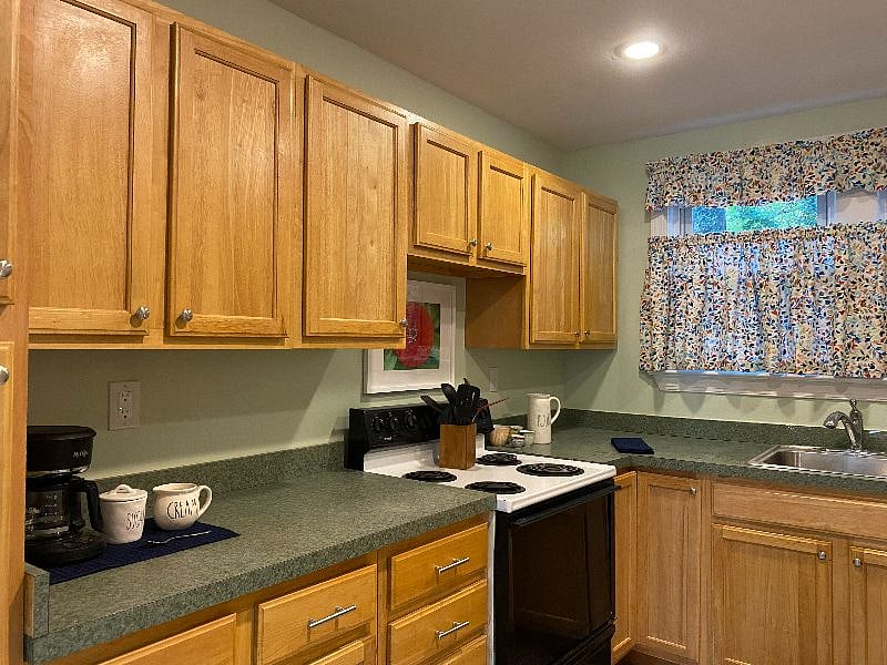 Furnished Finder property 408613_1 photo 8