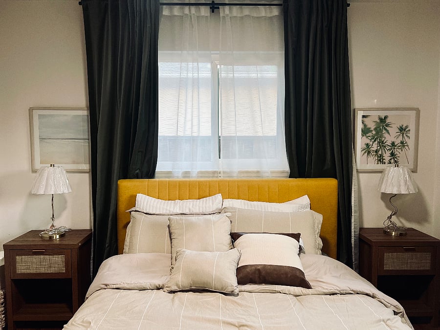 Comfortable cocoon bed