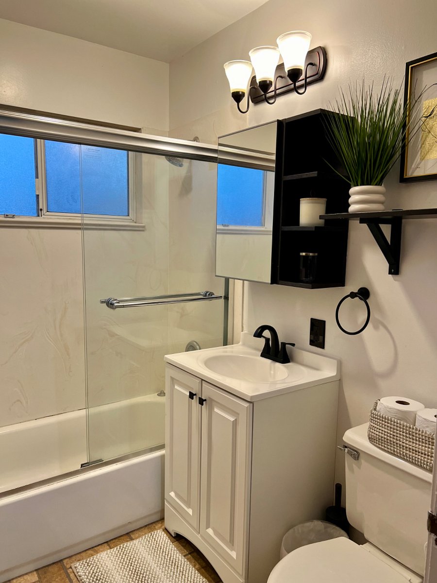 Furnished Finder property 408679_2 photo 38