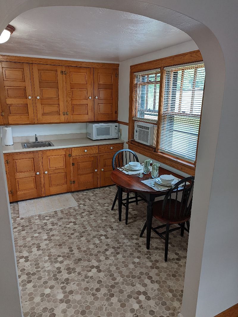 Furnished Finder property 408729_1 photo 7