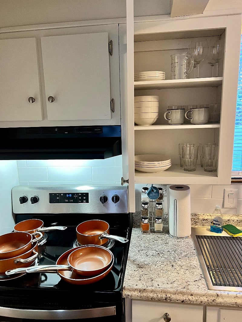 Furnished Finder property 408730_1 photo 8
