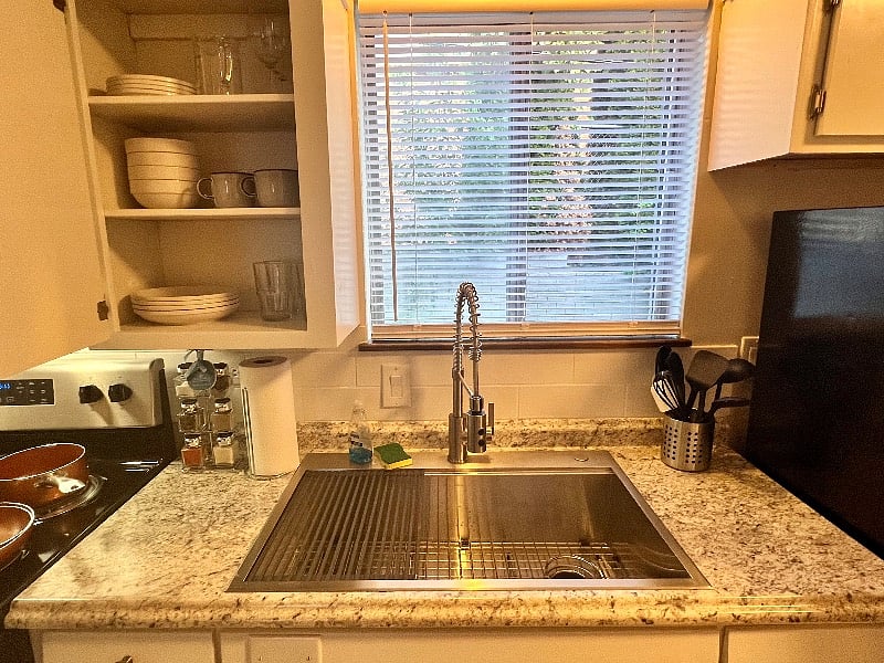 Furnished Finder property 408730_3 photo 9