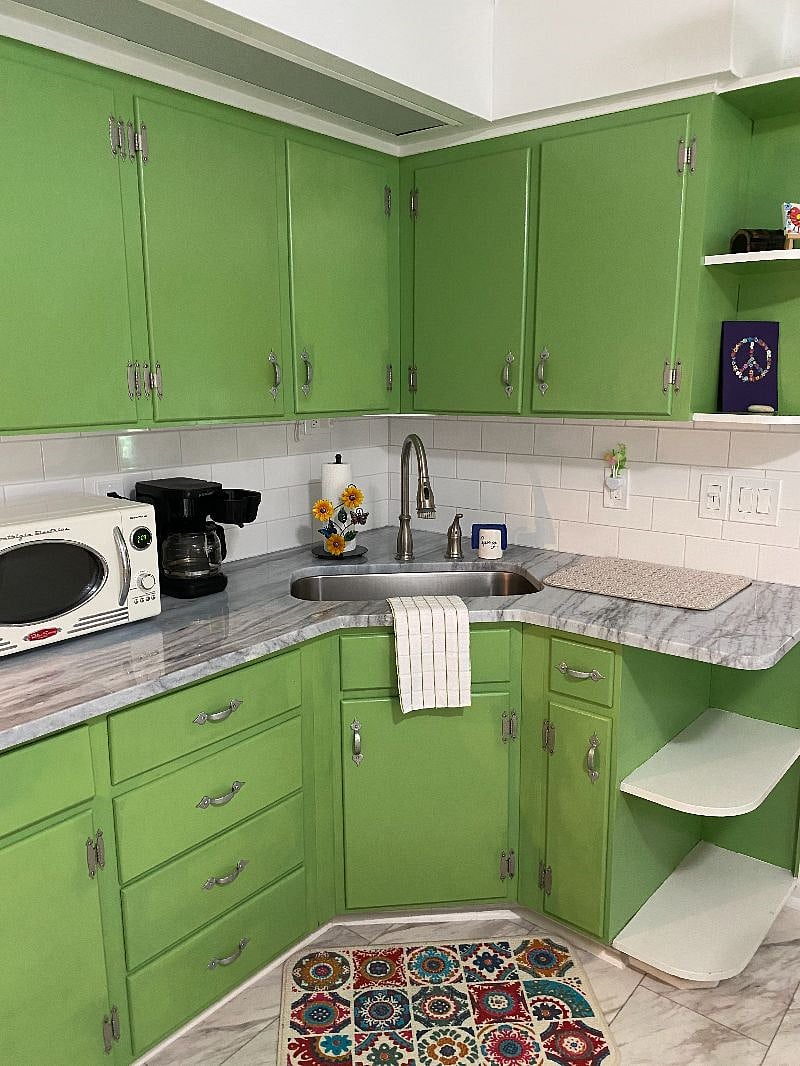 Furnished Finder property 408772_1 photo 4