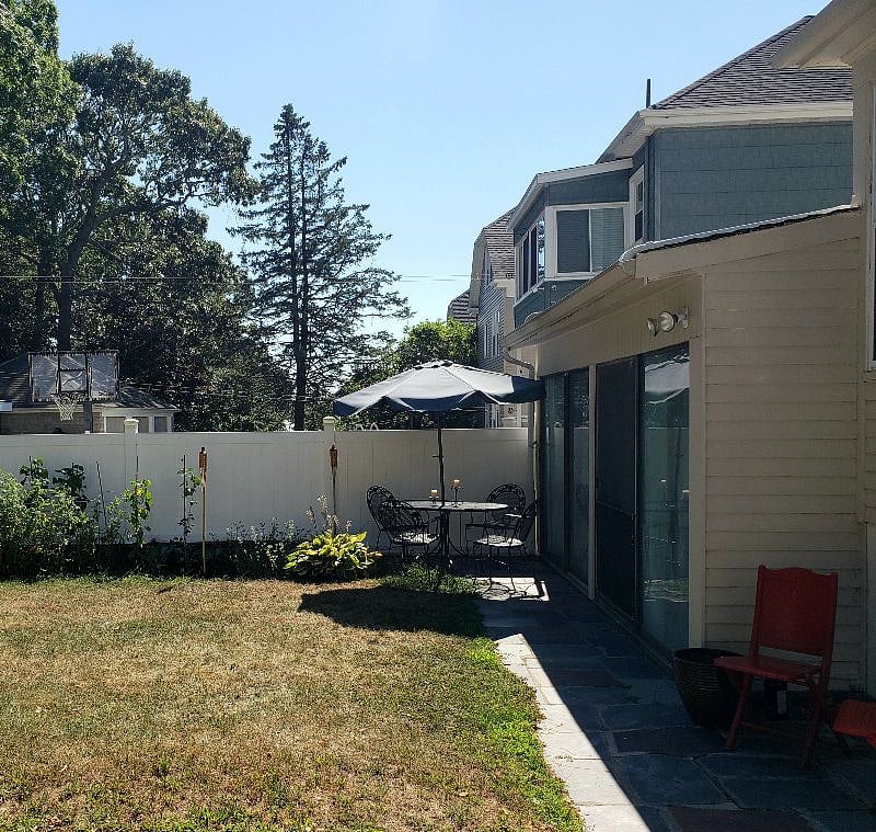 Furnished Finder property 408800_1 photo 12