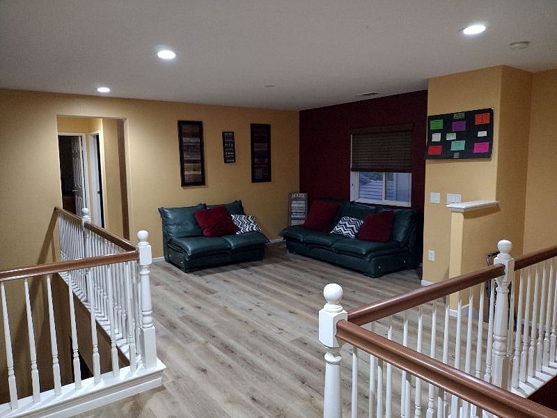 Open Loft
Upstairs