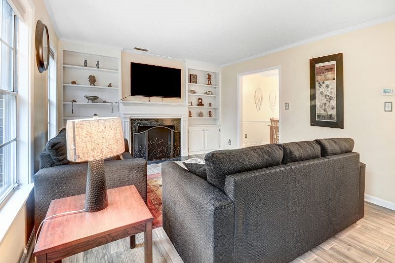 Furnished Finder property 408850_1 photo 1