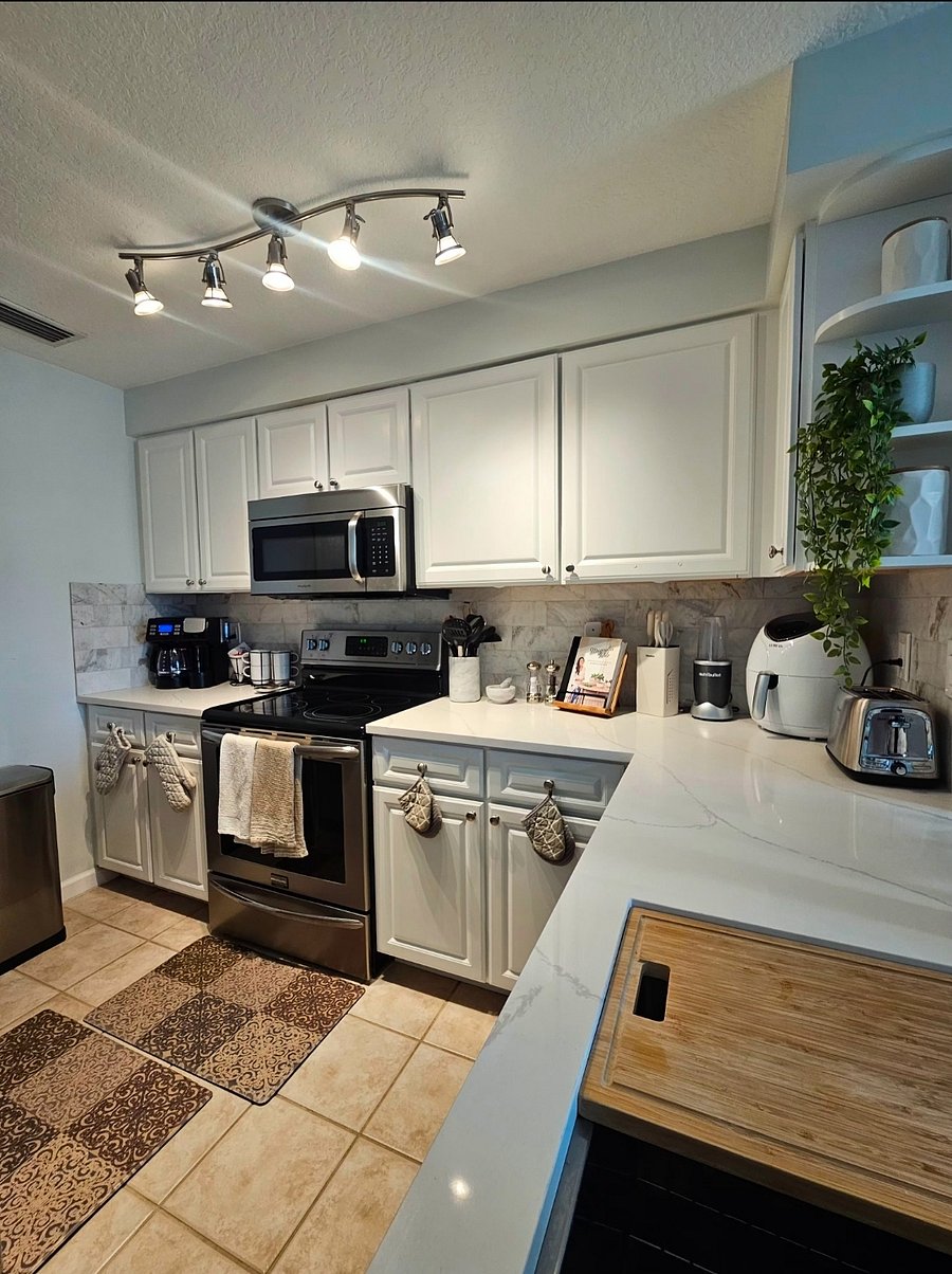 Furnished Finder property 408906_1 photo 9