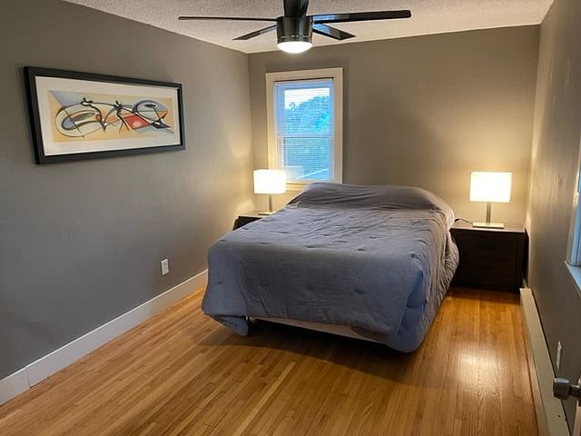 both bedrooms with queen size bed