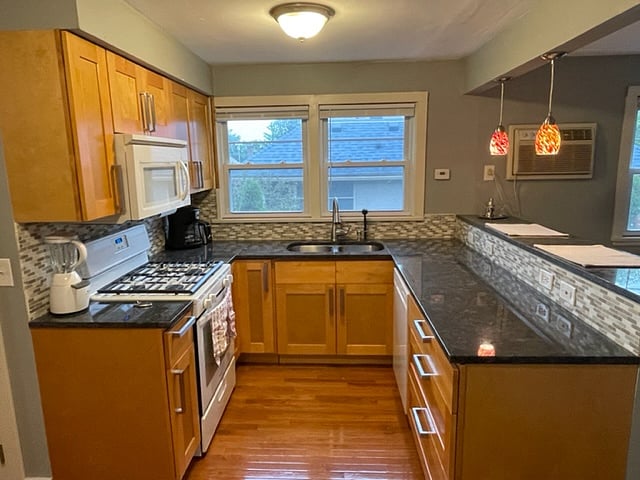 Furnished Finder property 408913_1 photo 12