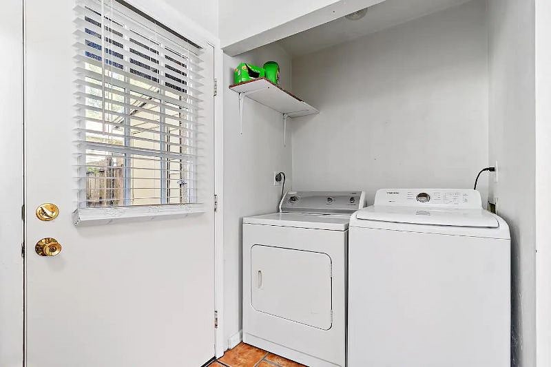 Furnished Finder property 408947_1 photo 10