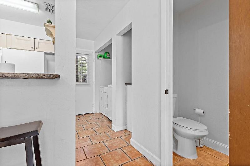 Furnished Finder property 408947_1 photo 11