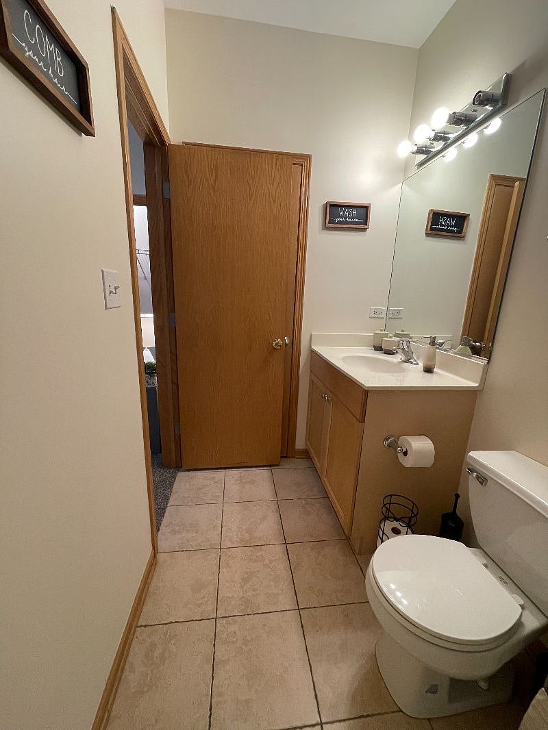 Ensuite Bathroom View 3