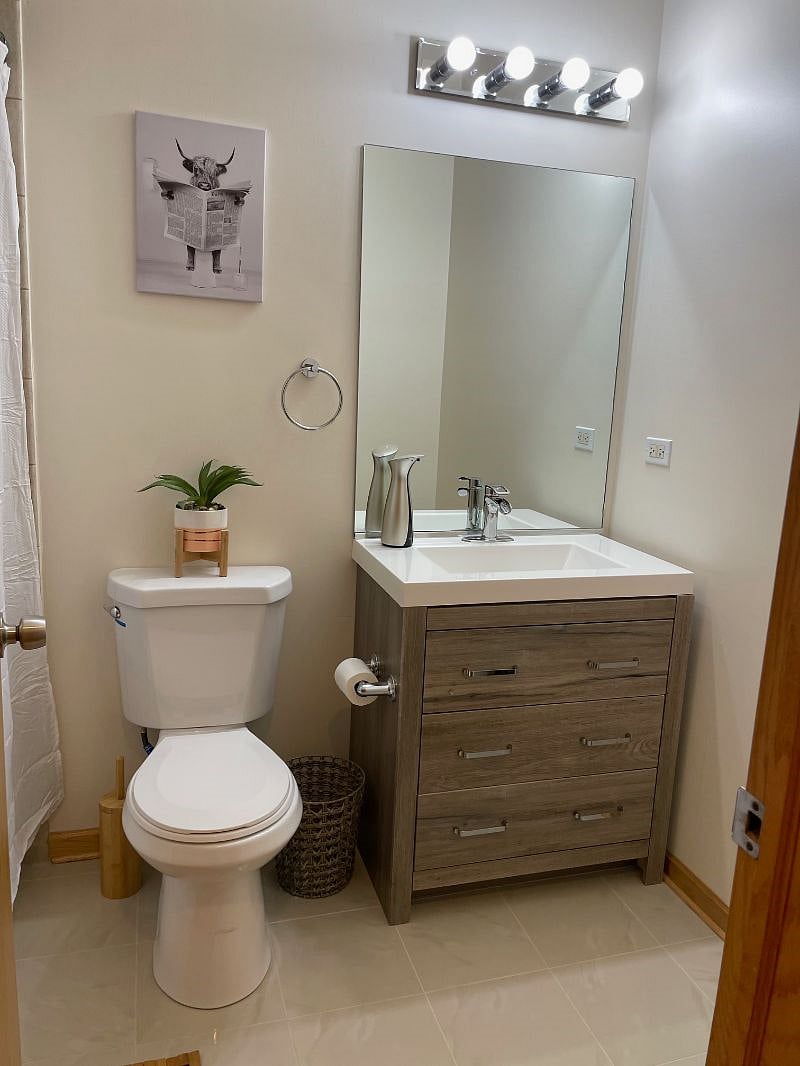 Bathroom View 2