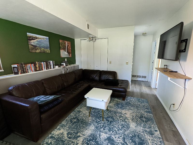 Furnished Finder property 409061_1 photo 9