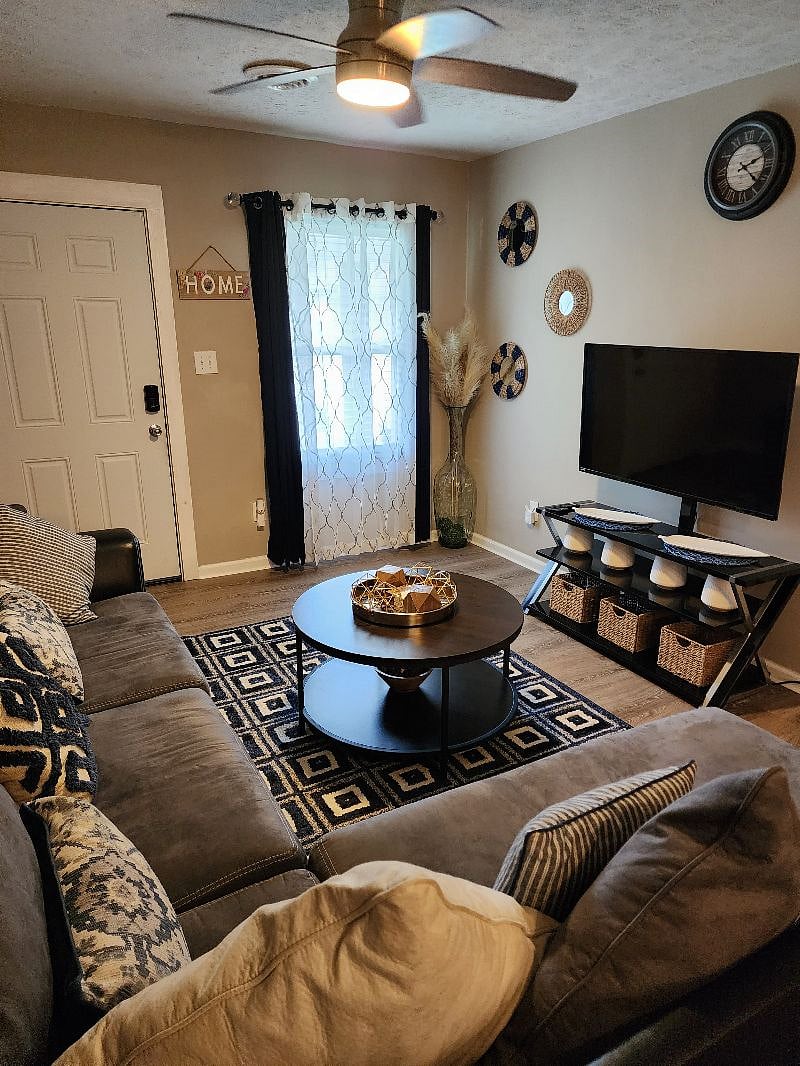 Furnished Finder property 409136_1 photo 4